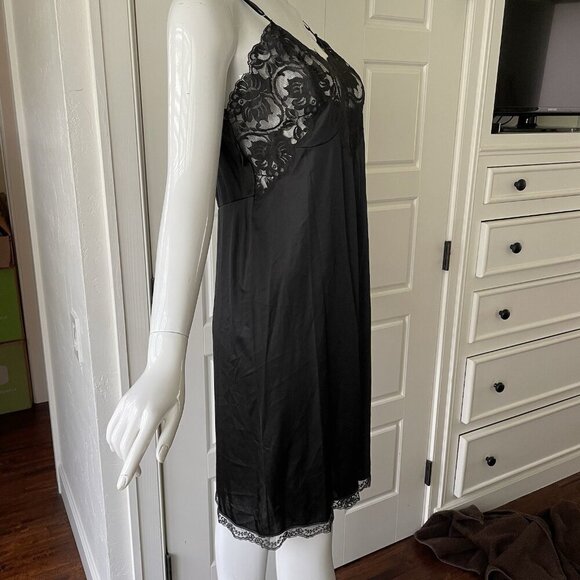 VTG JC Penney Black Lace Nylon Goth Lace Satin Nightgown Slip Dress Sz 38/L - Picture 2 of 8